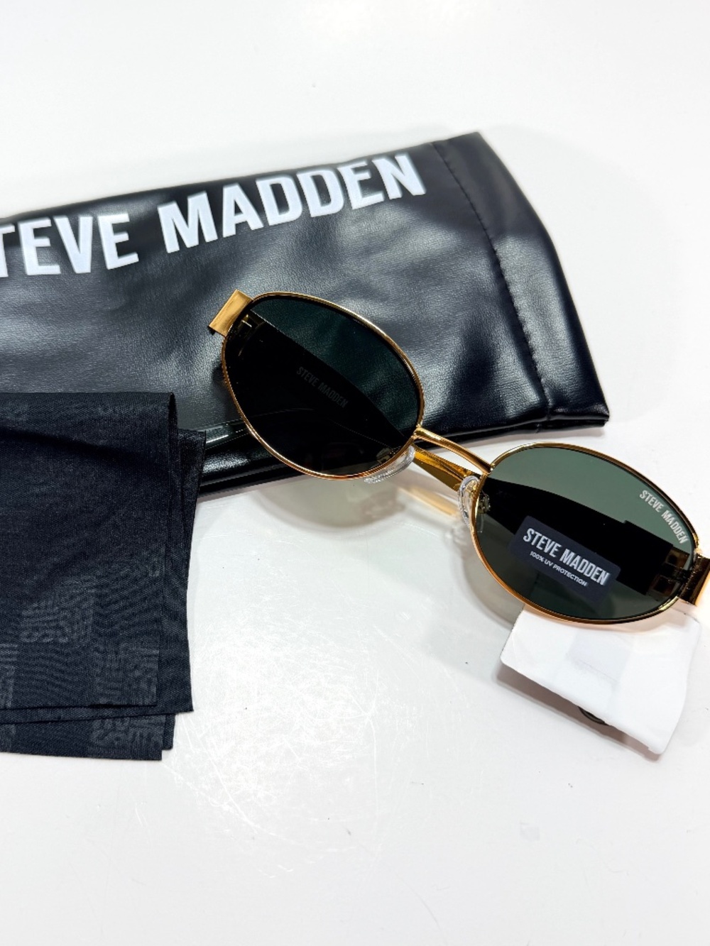 Steve Madden Mystie X17819 Gold Oval Green Lens Women Sunglasses 53-18 NWT Pouch